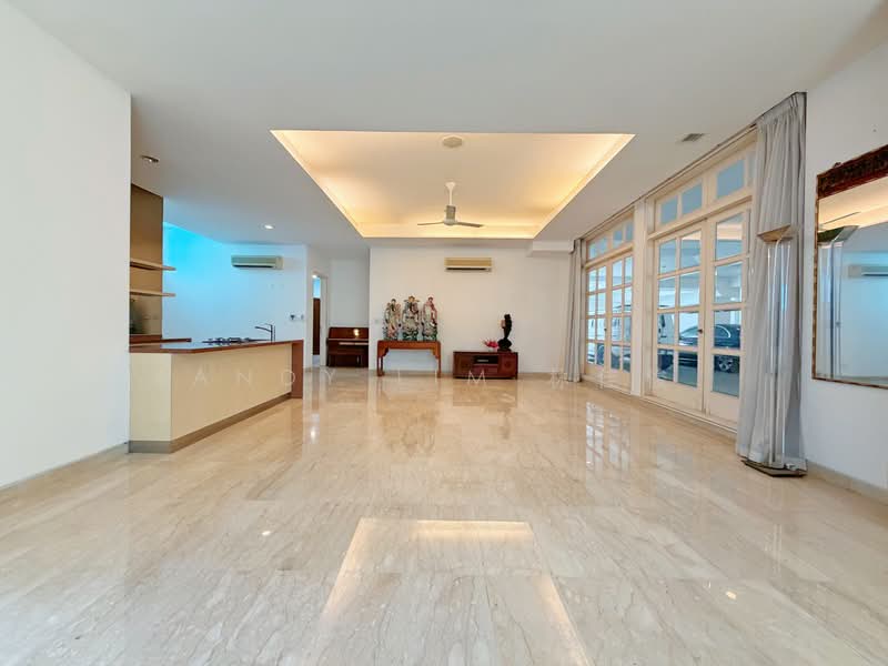 Chancery Lane Good Class Bungalow, Bukit Tunggal, 10+ Bedrooms, 15,000 sqft, Good Class Bungalow For Sale, by Andy Lim 林佳俊, 500164956 - Living Room - PropertyGuru.com.sg