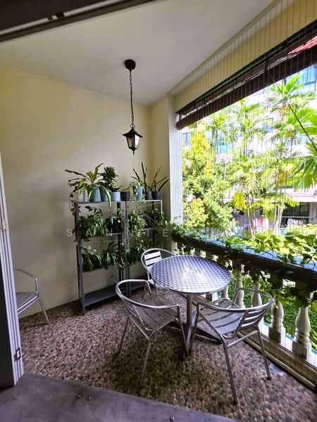 Pasir View Park, 200 Pasir Panjang Road, 2 Bedrooms, 990 sqft, Condominium For Rent, by Sannie Tan, 500164961 - Balcony - PropertyGuru.com.sg