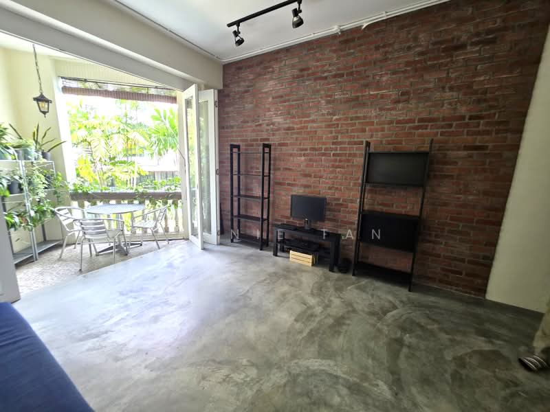 Pasir View Park, 200 Pasir Panjang Road, 2 Bedrooms, 990 sqft, Condominium For Rent, by Sannie Tan, 500164961 - Balcony - PropertyGuru.com.sg