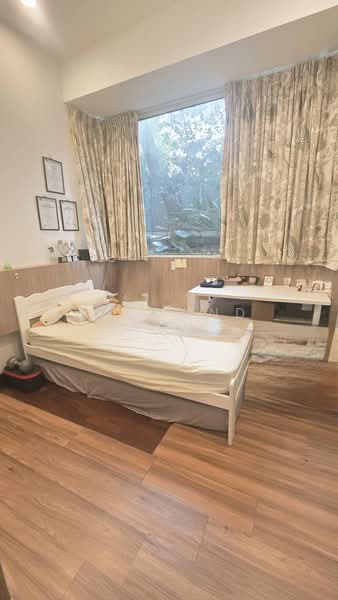 Fontaine Parry, 73 Poh Huat Road, 2 Bedrooms, 1,066 sqft, Condominium For Sale, by Desmond Koh, 500164963 - Common Bedroom - PropertyGuru.com.sg