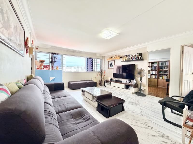 51 New Upper Changi Road, 51 New Upper Changi Road, 3 Bedrooms, 904 sqft, HDB Flat For Sale, by Regina Huang, 500164974 - Living Room - PropertyGuru.com.sg