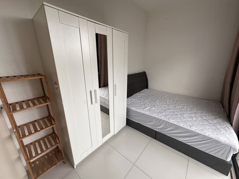 The Centris, 87 Jurong West Central 3, Room Rental, 120 sqft, Condominium For Rent, by Francis Lee, 500164984 - Bedroom - PropertyGuru.com.sg