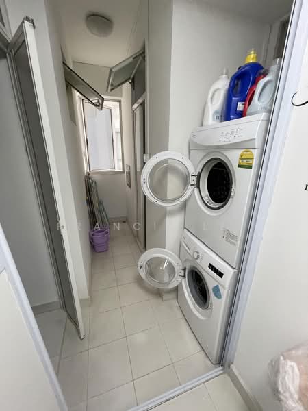 The Centris, 87 Jurong West Central 3, Room Rental, 120 sqft, Condominium For Rent, by Francis Lee, 500164984 - Interior - PropertyGuru.com.sg