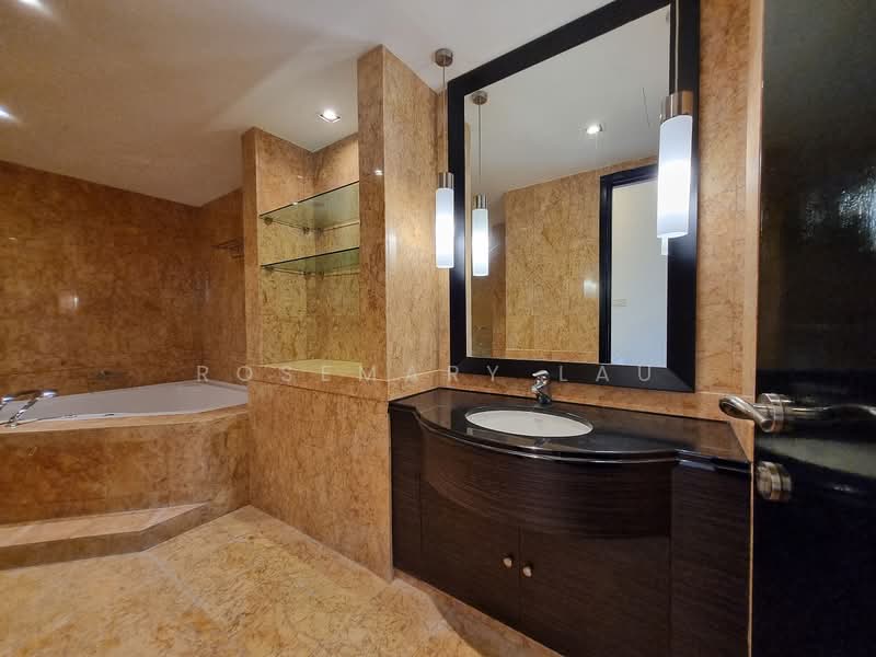 Orchard Scotts, 3 Anthony Road, 4 Bedrooms, 2,509 sqft, Condominium For Rent, by Rosemary Lau, 500164987 - Bathroom - PropertyGuru.com.sg