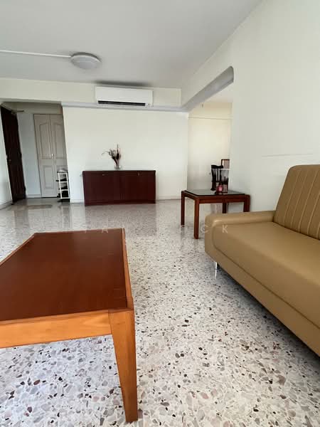 606 Clementi West Street 1, 606 Clementi West Street 1, 3 Bedrooms, 1,281 sqft, HDB Flat For Rent, by Tan Hock Siew, 500165006 - Living Room - PropertyGuru.com.sg