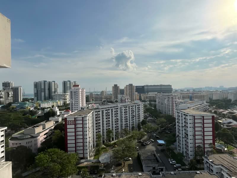 606 Clementi West Street 1, 606 Clementi West Street 1, 3 Bedrooms, 1,281 sqft, HDB Flat For Rent, by Tan Hock Siew, 500165006 - Exterior - PropertyGuru.com.sg