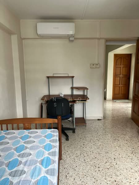 606 Clementi West Street 1, 606 Clementi West Street 1, 3 Bedrooms, 1,281 sqft, HDB Flat For Rent, by Tan Hock Siew, 500165006 - Bedroom - PropertyGuru.com.sg