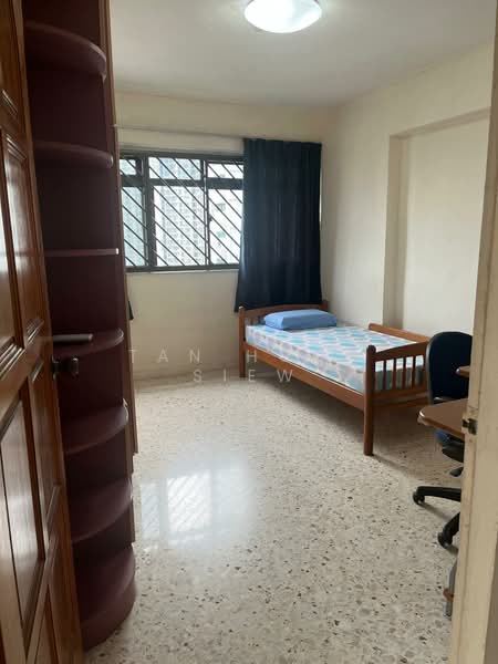 606 Clementi West Street 1, 606 Clementi West Street 1, 3 Bedrooms, 1,281 sqft, HDB Flat For Rent, by Tan Hock Siew, 500165006 - Bedroom - PropertyGuru.com.sg