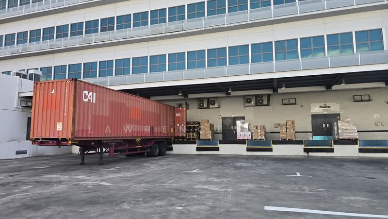 Paya Lebar 178, 178 Paya Lebar Road, 1,410 sqft, Light Industrial (B1) For Sale, by Lawrence See, 500165023 - Exterior - CommercialGuru.com.sg