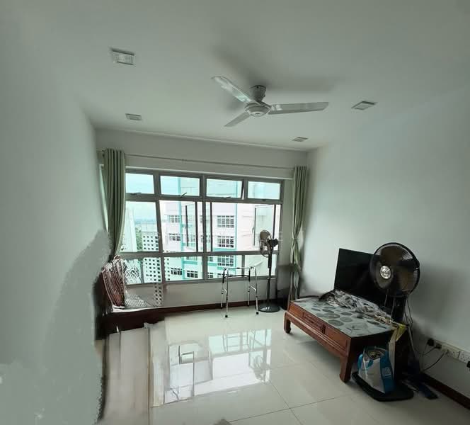 469B Sengkang West Way, 469B Sengkang West Way, 3 Bedrooms, 1,216 sqft, HDB Flat For Sale, by Gary Lee, 500165026 - Living Room - PropertyGuru.com.sg