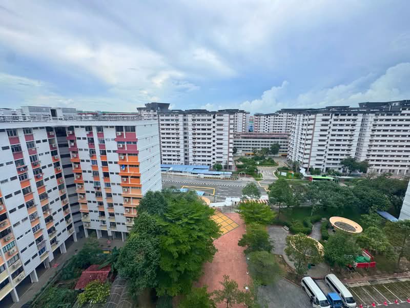 103 Pasir Ris Street 12, 103 Pasir Ris Street 12, 3 Bedrooms, 1,109 sqft, HDB Flat For Sale, by Zann Low, 500165039 - Exterior - PropertyGuru.com.sg