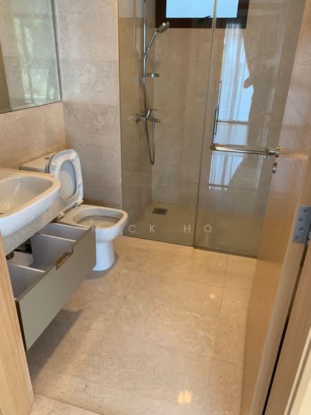 Stevens Suites, 2 Stevens Close, 2 Bedrooms, 1,130 sqft, Condominium For Rent, by Mick Ho, 500165051 - Bathroom - PropertyGuru.com.sg