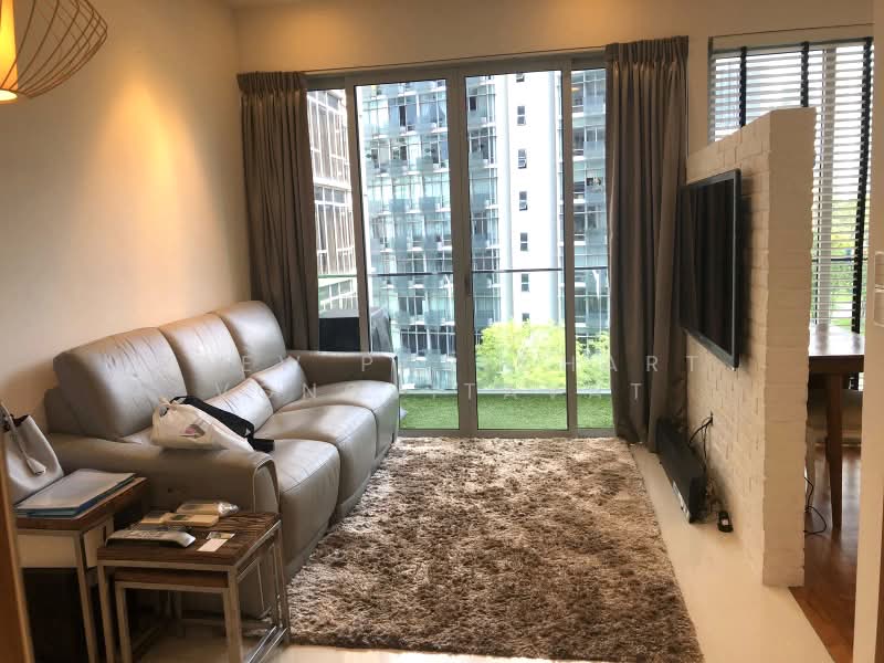 RV Suites, 396 River Valley Road, 2 Bedrooms, 1,066 sqft, Apartment For Sale, by Paew Parichart Vongvitavat, 500165054 - Living Room - PropertyGuru.com.sg