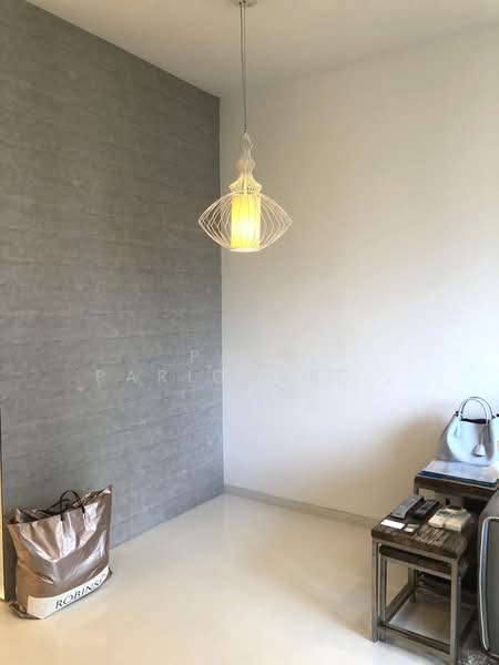 RV Suites, 396 River Valley Road, 2 Bedrooms, 1,066 sqft, Apartment For Sale, by Paew Parichart Vongvitavat, 500165054 - Dining Room - PropertyGuru.com.sg
