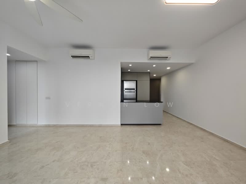 Park Colonial, 2 Woodleigh Lane, 4 Bedrooms, 1,249 sqft, Condominium For Rent, by Vernon Low, 500165059 - PropertyGuru.com.sg