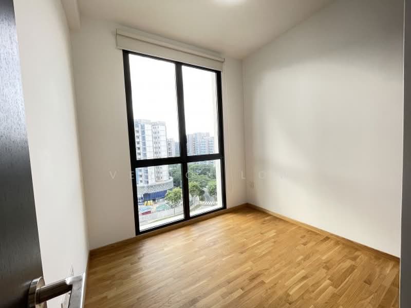 Park Colonial, 2 Woodleigh Lane, 3 Bedrooms, 915 sqft, Condominium For Rent, by Vernon Low, 500165061 - PropertyGuru.com.sg