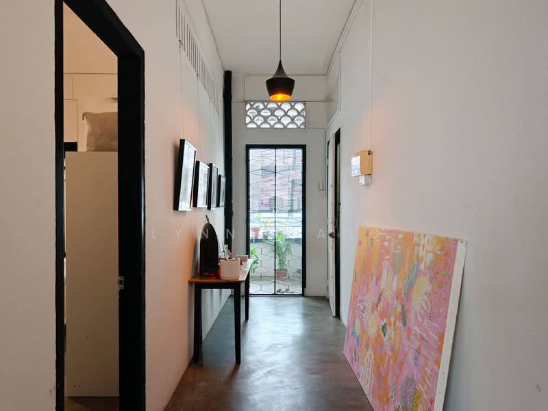 ❤️GIANT⚡️Rare Heritage Walk-up Apartment in East Coast Within 1km to Tao Nan School, Lorong Stangee/ Stangee Place/ East Coast Road, 2 Bedrooms, 1,012 sqft, Walk-up Apartment For Sale, by Lynn Tiang, 500165066 - Entrance - PropertyGuru.com.sg