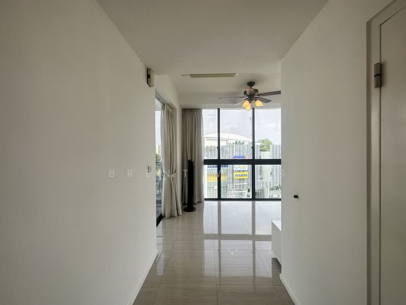 My Manhattan, 35 Simei Street 3, 1 Bedroom, 560 sqft, Condominium For Sale, by Brent Wang, 500165067 - Corridor - PropertyGuru.com.sg
