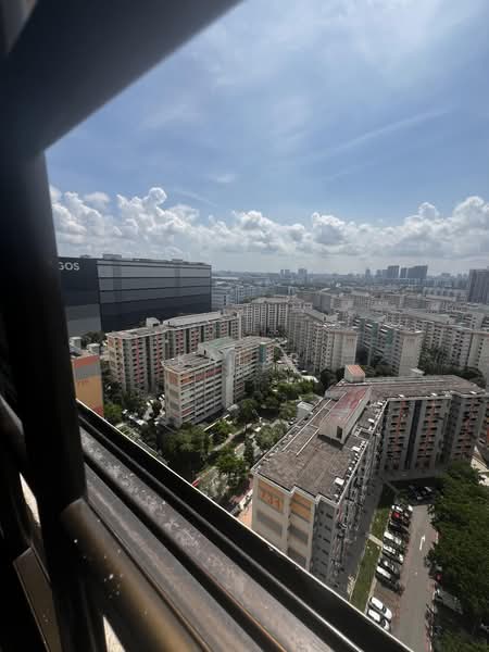 724 Clementi West Street 2, 724 Clementi West Street 2, Room Rental, 170 sqft, HDB Flat For Rent, by Kal R, 500165081 - Exterior - PropertyGuru.com.sg