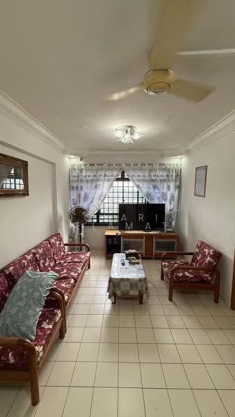 367 Clementi Avenue 2, 367 Clementi Avenue 2, 2 Bedrooms, 721 sqft, HDB Flat For Sale, by Johari Selamat, 500165089 - Living Room - PropertyGuru.com.sg