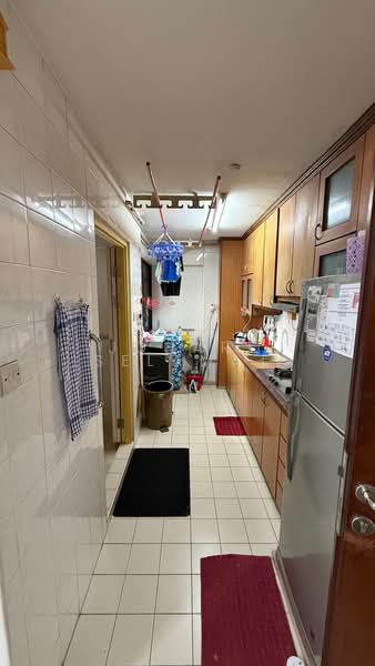 367 Clementi Avenue 2, 367 Clementi Avenue 2, 2 Bedrooms, 721 sqft, HDB Flat For Sale, by Johari Selamat, 500165089 - Kitchen - PropertyGuru.com.sg