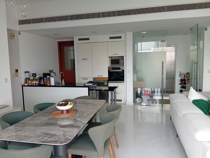 Saint Thomas Suites, 33 St Thomas Walk, 4 Bedrooms, 2,013 sqft, Condominium For Rent, by Chris Lim, 500165102 - Kitchen - PropertyGuru.com.sg