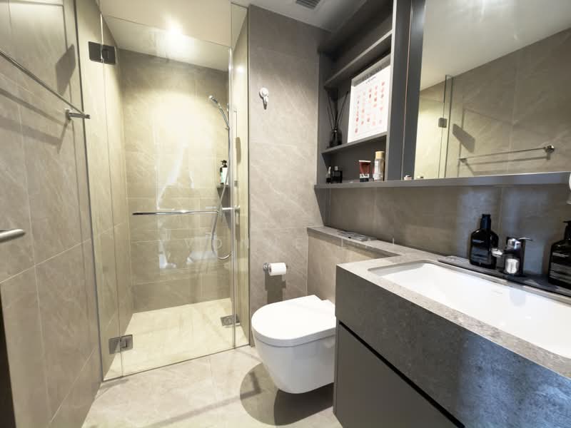 Parc Greenwich, 35 Fernvale Lane, 2 Bedrooms, 990 sqft, Executive Condominium For Rent, by Yvonne Lai, 500165103 - Bathroom - PropertyGuru.com.sg