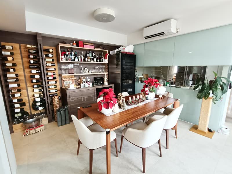 The Lakefront Residences, 42 Lakeside Drive, 4 Bedrooms, 2,421 sqft, Condominium For Sale, by Chris Lim, 500165107 - Dining Room - PropertyGuru.com.sg