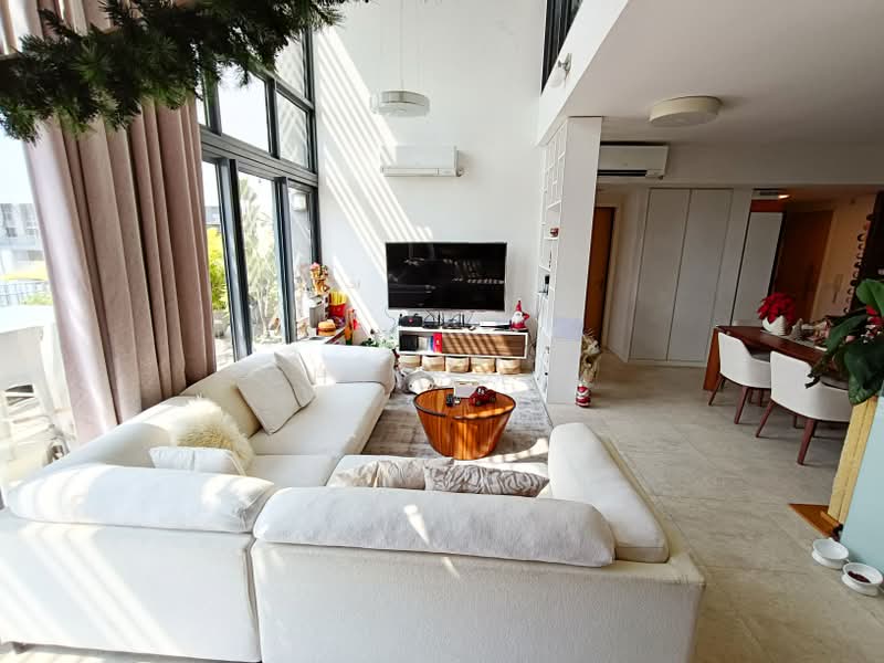 The Lakefront Residences, 42 Lakeside Drive, 4 Bedrooms, 2,421 sqft, Condominium For Sale, by Chris Lim, 500165107 - Living Room - PropertyGuru.com.sg