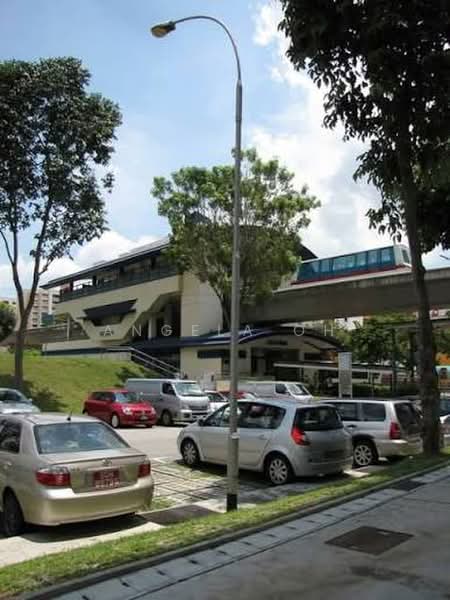233 Pending Road, 233 Pending Road, 3 Bedrooms, 1,571 sqft, HDB Flat For Sale, by Angela Oh, 500165108 - Exterior - PropertyGuru.com.sg