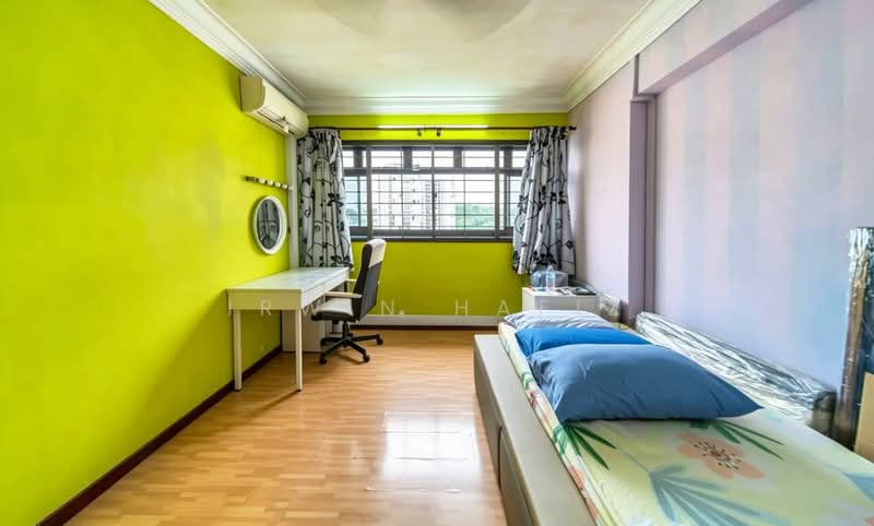 13 Teck Whye Lane, 13 Teck Whye Lane, 3 Bedrooms, 1,280 sqft, HDB Flat For Sale, by Irwin Hafiz, 500165116 - Bedroom - PropertyGuru.com.sg