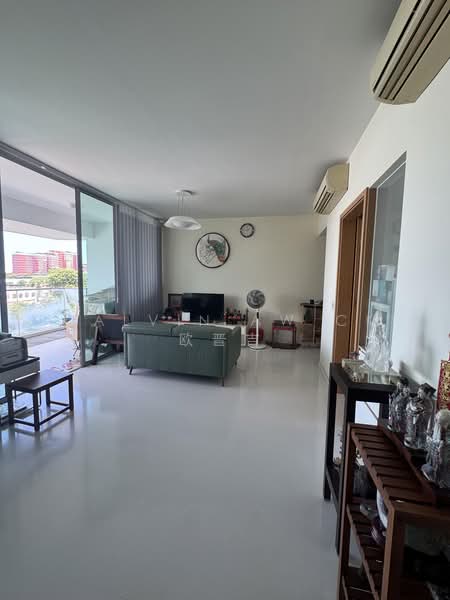Kovan Residences, 7A Kovan Road, 3 Bedrooms, 1,442 sqft, Condominium For Sale, by Calvin Aw CK 欧晋吉, 500165123 - Living Room - PropertyGuru.com.sg