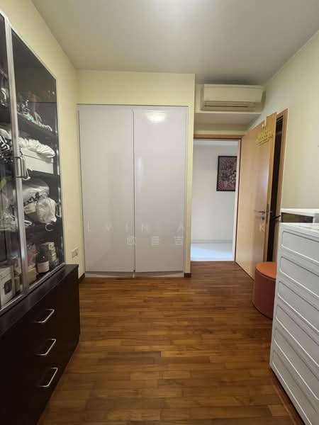 Kovan Residences, 7A Kovan Road, 3 Bedrooms, 1,442 sqft, Condominium For Sale, by Calvin Aw CK 欧晋吉, 500165123 - Common Bedroom 2 - PropertyGuru.com.sg