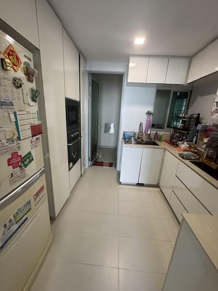 Kovan Residences, 7A Kovan Road, 3 Bedrooms, 1,442 sqft, Condominium For Sale, by Calvin Aw CK 欧晋吉, 500165123 - Kitchen - PropertyGuru.com.sg