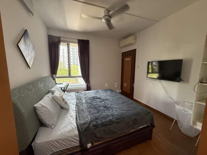 Yishun Sapphire, 42 Canberra Drive, Room Rental, 200 sqft, Condominium For Rent, by Melody Azyliae Chiam, 500165133 - Bedroom - PropertyGuru.com.sg
