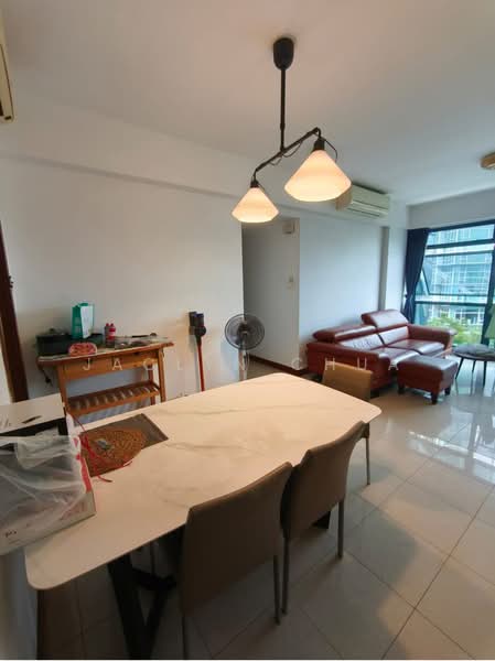 Blue Horizon, 21 West Coast Crescent, Room Rental, 80 sqft, Condominium For Rent, by Jaclyn Chua, 500165134 - Living Room - PropertyGuru.com.sg