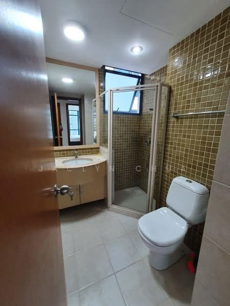 Blue Horizon, 21 West Coast Crescent, Room Rental, 80 sqft, Condominium For Rent, by Jaclyn Chua, 500165134 - Bathroom - PropertyGuru.com.sg