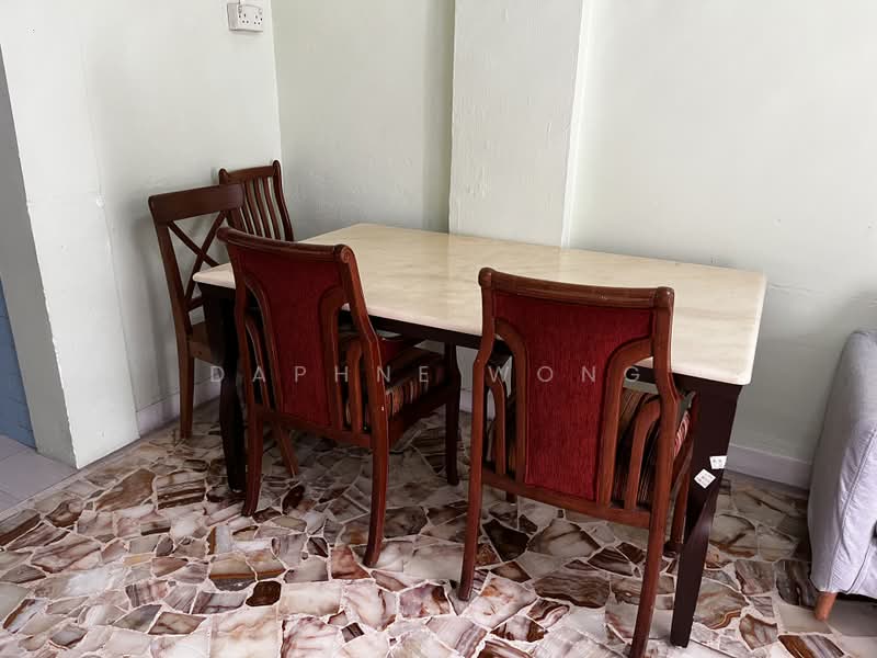 94 Commonwealth Drive, 94 Commonwealth Drive, 3 Bedrooms, 646 sqft, HDB Flat For Rent, by Daphne Wong, 500165140 - Dining Room - PropertyGuru.com.sg