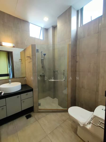 Bedok Road, Bedok Road, 5 Bedrooms, 4,000 sqft, Semi-Detached House For Rent, by Anndy Tan, 500165155 - Bathroom 2 - PropertyGuru.com.sg