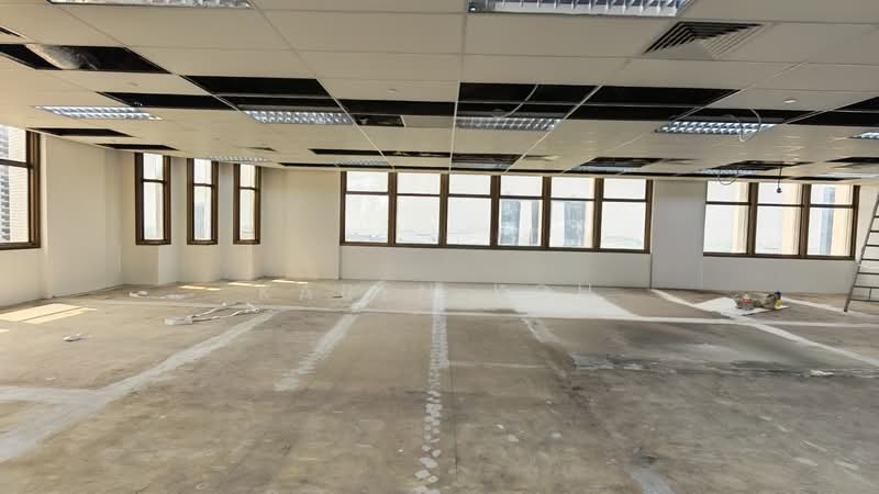 Peninsula Plaza, 111 North Bridge Road, 2,175 sqft, Office For Rent, by Karen Koh, 500165158 - Interior - CommercialGuru.com.sg