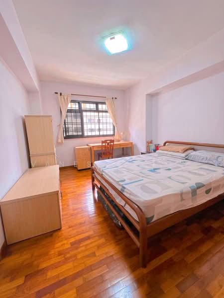 671C Jurong West Street 65, 671C Jurong West Street 65, 4 Bedrooms, 1,356 sqft, HDB Flat For Sale, by Vanessa Duan, 500165167 - Bedroom - PropertyGuru.com.sg