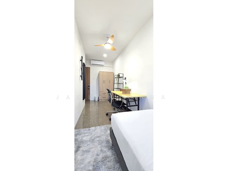 Westcove Condo, 10 West Coast Crescent, Room Rental, 120 sqft, Condominium For Rent, by Jaclyn Chua, 500165168 - RM02 Common - PropertyGuru.com.sg
