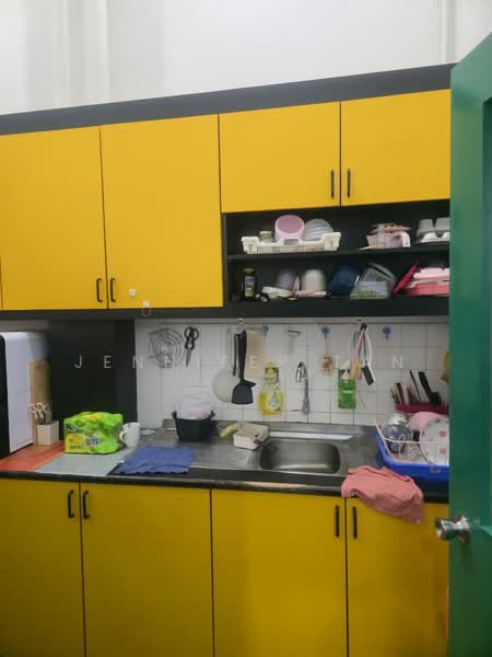 Mactech Building, 2 Kallang Pudding Road, 1,195 sqft, Light Industrial (B1) For Sale, by Jennifer Tan, 500165173 - Kitchen - CommercialGuru.com.sg