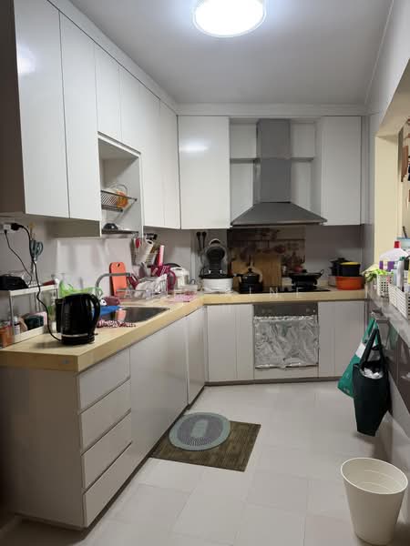 759 Jurong West Street 74, 759 Jurong West Street 74, Room Rental, 150 sqft, HDB Flat For Rent, by Catherine Goh, 500165182 - Kitchen - PropertyGuru.com.sg