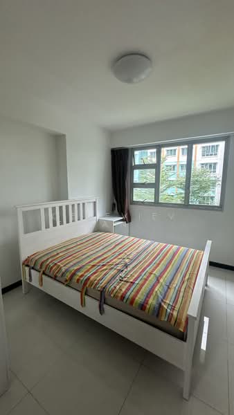 574A Woodlands Drive 16, 574A Woodlands Drive 16, 3 Bedrooms, 1,001 sqft, HDB Flat For Sale, by Genevieve Tan 陈仪珠, 500165184 - Bedroom - PropertyGuru.com.sg
