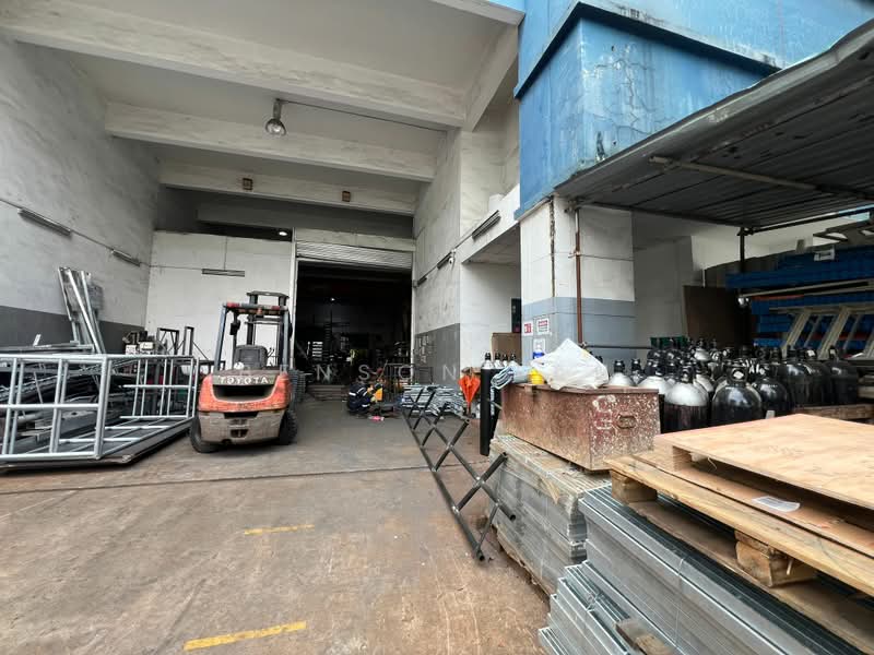 Standalone B2 Warehouse, 55 Tuas View Walk, 5,430 sqft, Factory / Workshop (B2) For Rent, by Benson Lau, 500165198 - Interior - CommercialGuru.com.sg