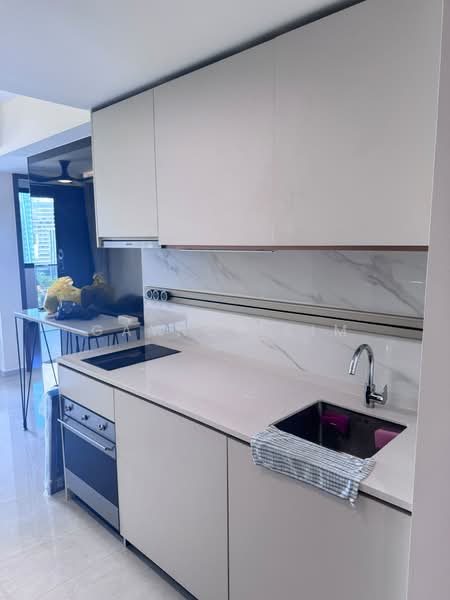 Kopar At Newton, 4 Makeway Avenue, 2 Bedrooms, 689 sqft, Condominium For Rent, by Gaynor Lim, 500165211 - Kitchen - PropertyGuru.com.sg
