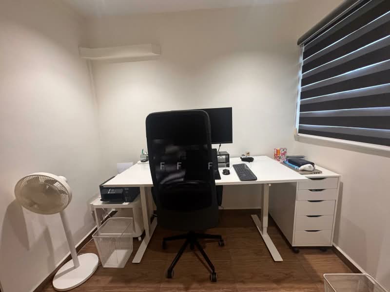 212 Bukit Batok Street 21, 212 Bukit Batok Street 21, 3 Bedrooms, 1,001 sqft, HDB Flat For Rent, by Jeff Foo, 500165212 - Study - PropertyGuru.com.sg