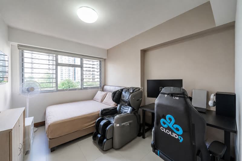433A Sengkang West Way, 433A Sengkang West Way, 3 Bedrooms, 1,001 sqft, HDB Flat For Sale, by Reine Chan, 500165214 - Bedroom - PropertyGuru.com.sg