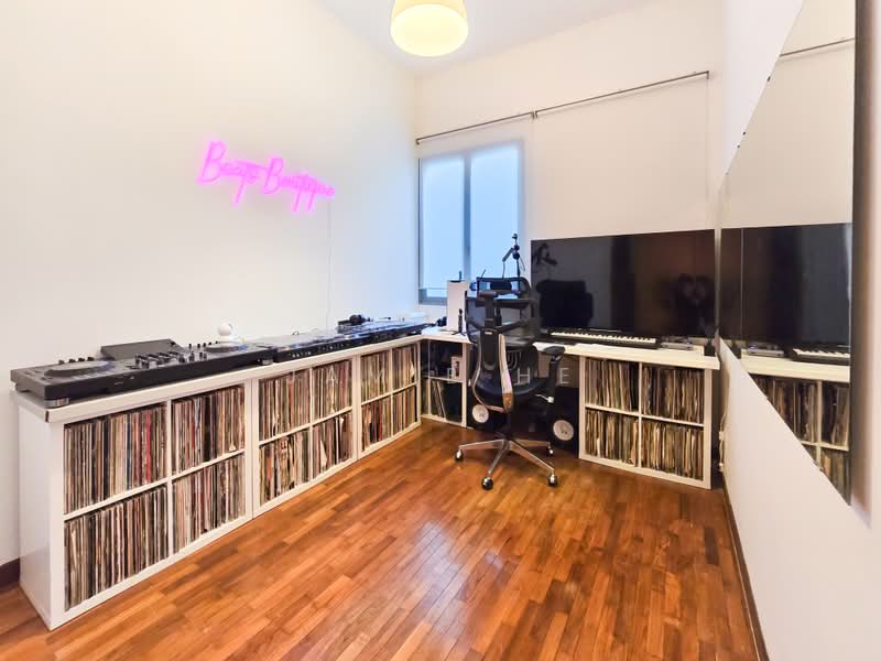 The Waterina, 69 Lorong 40 Geylang, 2 Bedrooms, 969 sqft, Apartment For Sale, by Jamie He, 500165215 - Study - PropertyGuru.com.sg